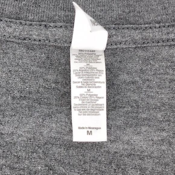 Grey/Gray Women's Cuervo Cinge "Get Stung" V-Neck T-Shirt/Tee - Size M - GUC - Picture 4 of 10